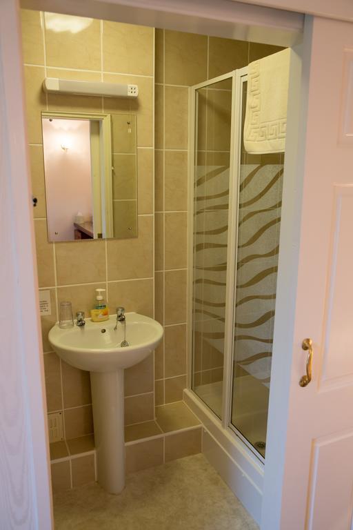 Weir Mill Farm Bed & Breakfast Cullompton Room photo